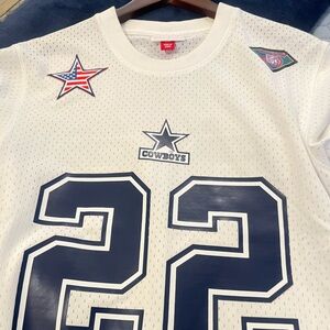 NEW White Dallas Cowboys Emmitt Smith Mitchell & Ness Jersey size medium.